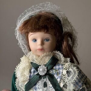 Vintage Porcelain Dolls Lot 2 Lace Victorian Dress Stand Display 6"
